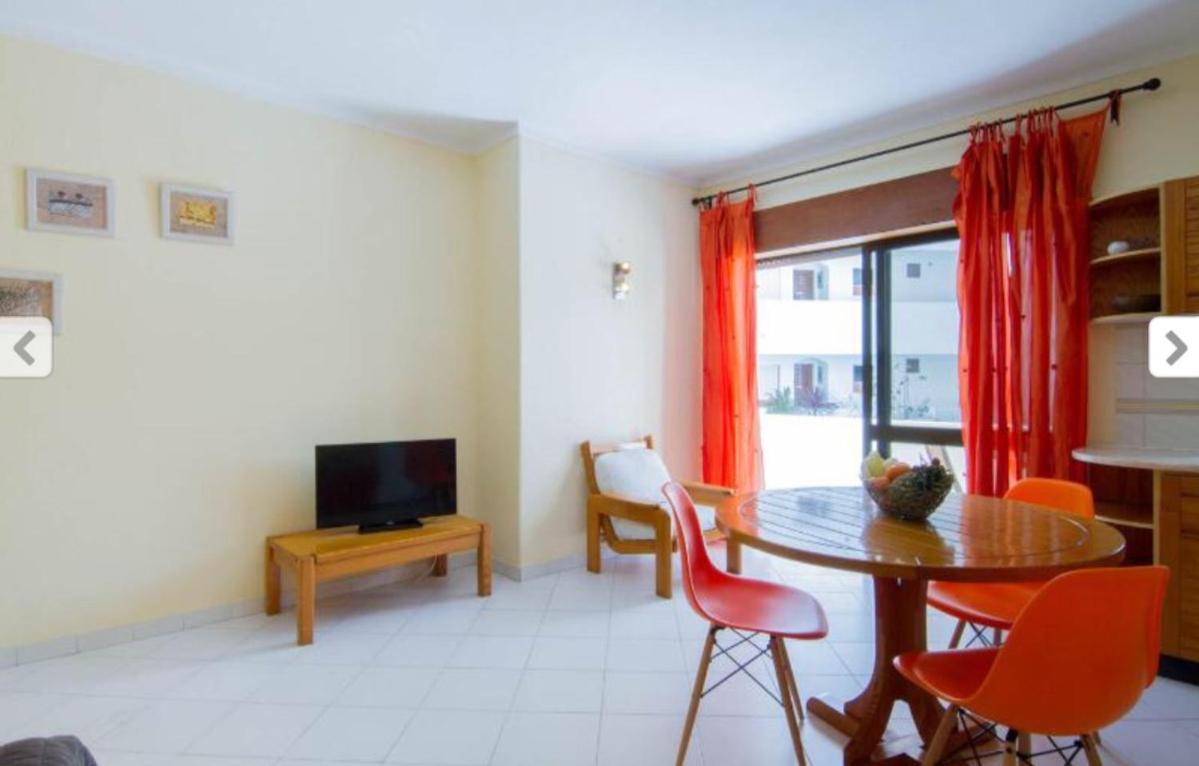 3 Min Walking To Peneco Beach Albufeira , Apart + Pool + Wifi מראה חיצוני תמונה